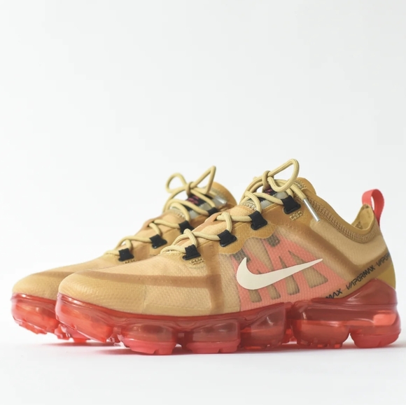 Nike Vapormax "Crimson Gold," NWT, Vintage Nike - Picture 9 of 14
